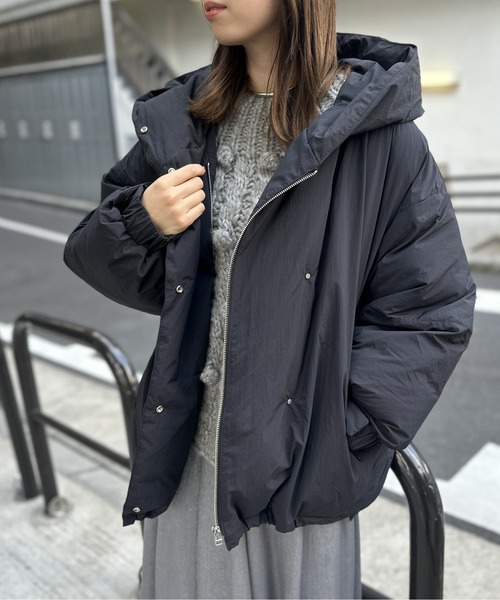 A part by（アパートバイ）の「エアサーマルフードブルゾン（ダウン