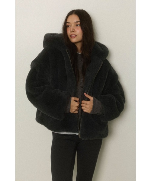 ALEXIA STAM（アリシアスタン）の「Hooded Eco Fur Jacket /フード付き