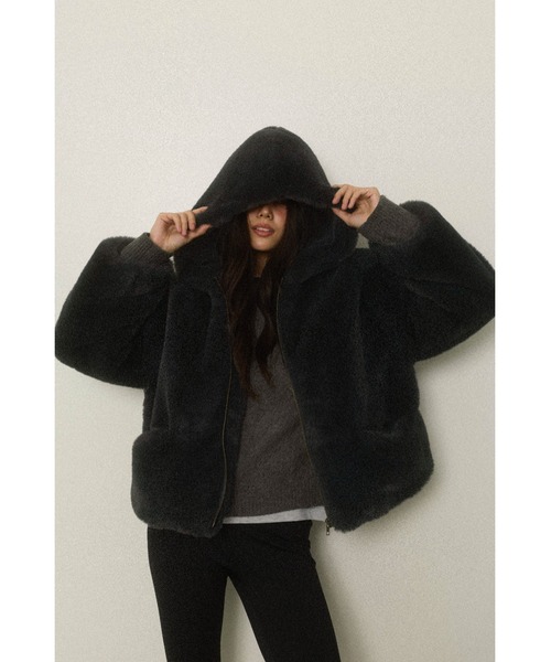 ALEXIA STAM（アリシアスタン）の「Hooded Eco Fur Jacket /フード付き