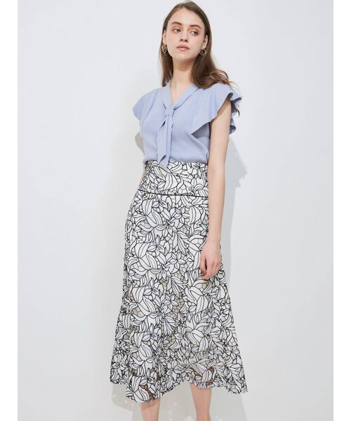 MERCURYDUO（マーキュリーデュオ）の「カットワーク刺繍コルセット