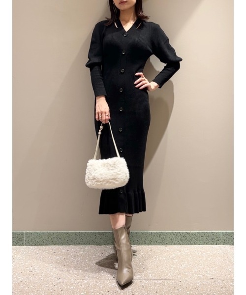 SNIDEL（スナイデル）の「フロントボタンニットワンピース（ワンピース