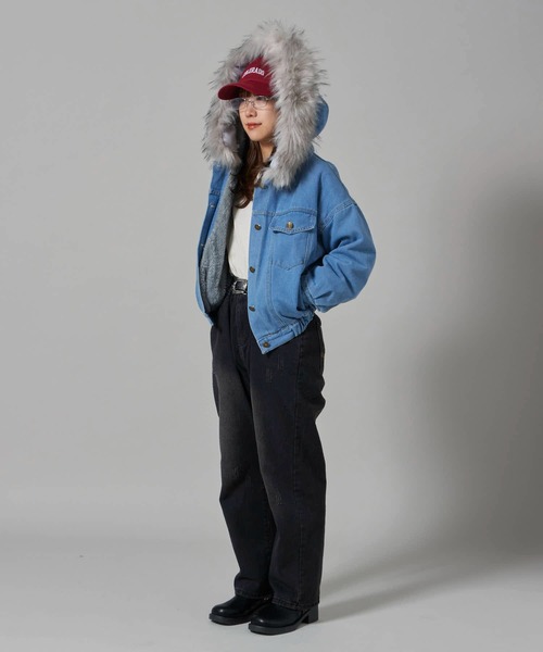 セール】Faux Fur Hooded Denim Jacket / フード付き フェイクファー