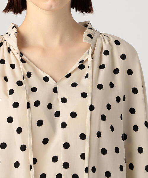BALLSEY（ボールジィ）の「ドットプリント ネックギャザーブラウス