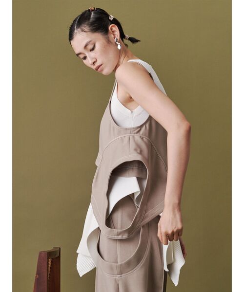 UN3D. アシンメトリーキャミソール 38