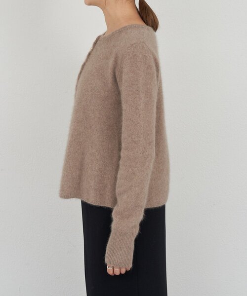 SHENERY（シーナリー）の「ラクーンペプラムカーディガン