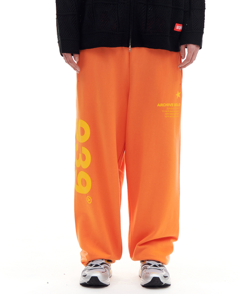 セール】939 LOGO SWEAT PANTS (ORANGE)（スウェットパンツ）｜ARCHIVE