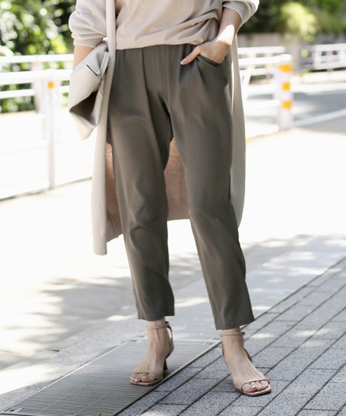 Deuxieme Classe（ドゥーズィエムクラス）の「シルクサテンパンツ