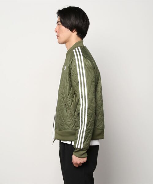 adidas（アディダス）の「アディカラー クラシックス キルト SST