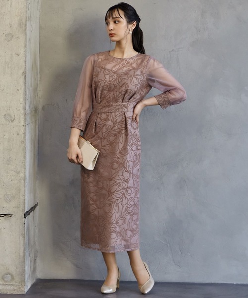 AIMER（エメ）の「花柄フロッキー袖付きタイトラインパーティードレス