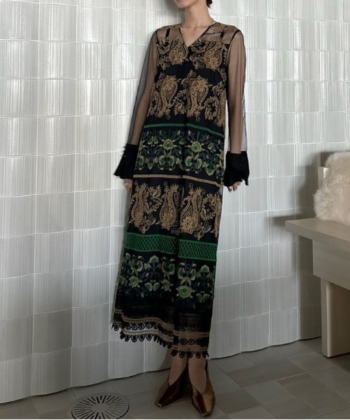 PAISLEY EMBROIDERY DRESS（ワンピース）｜Ameri（アメリ）の