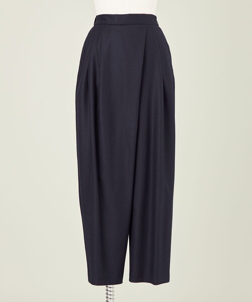 conte（コンテ）の「＜conte＞アシンメトリー タックワイドパンツ