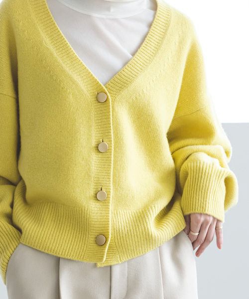 Noble（ノーブル）の「カシミヤ混Vネックパフスリーブカーディガン