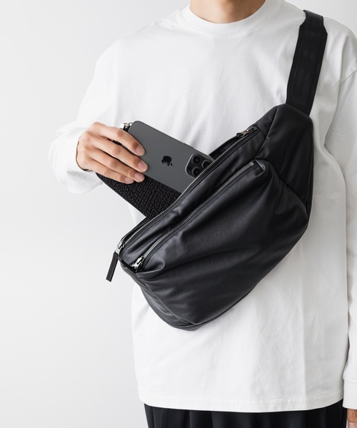 ATTACHMENT（アタッチメント）の「シンセティックレザー ウエスト