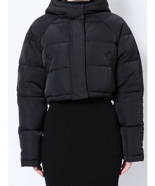 EMODA（エモダ）の「ボリュームショートフードダウン（ダウン