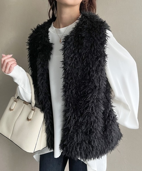 JUNOAH（ジュノア）の「フェイクファーベスト（ベスト）」 - WEAR