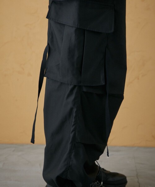 PUBLIC TOKYO（パブリックトウキョウ）の「ワイドオーバーカーゴパンツ