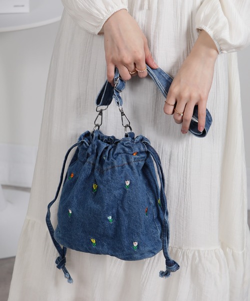 セール】チューリップ刺繍 デニム 巾着 ショルダーバッグ（ショルダー