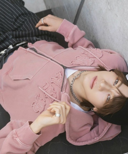 内田金吾くん着用】短丈ダブルジップパーカー/パッチワークロゴ/リアル