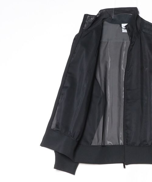 adidas（アディダス）の「アディカラー シアートラックトップ