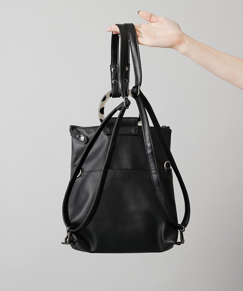 ear PAPILLONNER（イアパピヨネ）の「ミニDリュック マルチウェイ