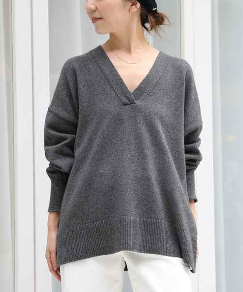 Deuxieme Classe（ドゥーズィエムクラス）の「*OLBIA Vネック プル