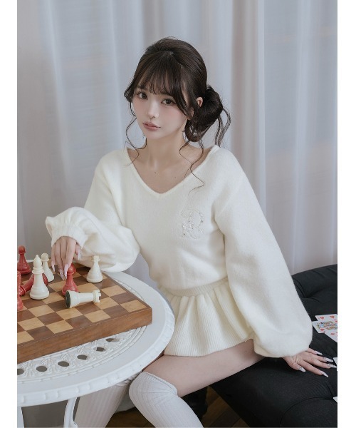 ぺプラムVネックニットトップス（ニット/セーター）｜Darich