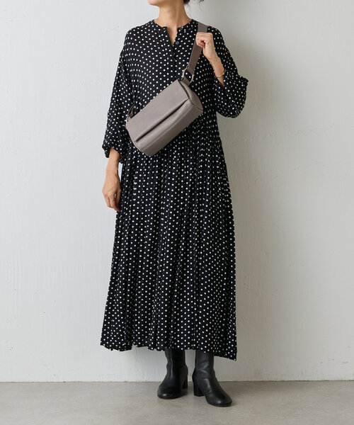 BEARDSLEY（ビアズリー）の「《3サイズ展開》ドットギャザーワンピース