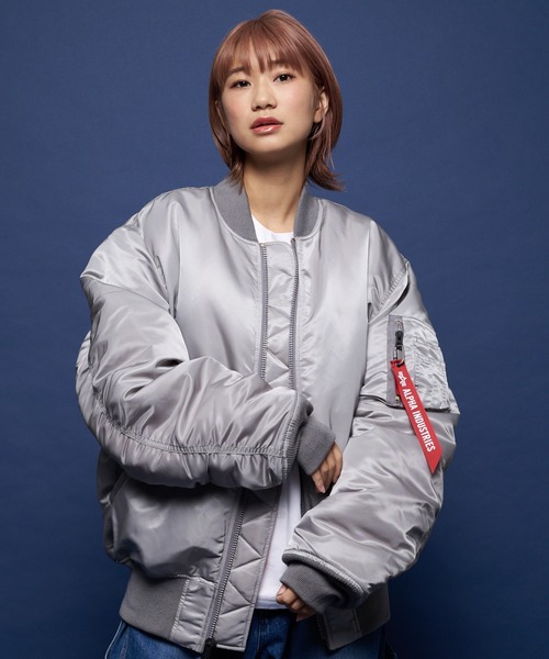 Alpha Industries（アルファインダストリーズ）の「ALPHA MA-1 JKT US