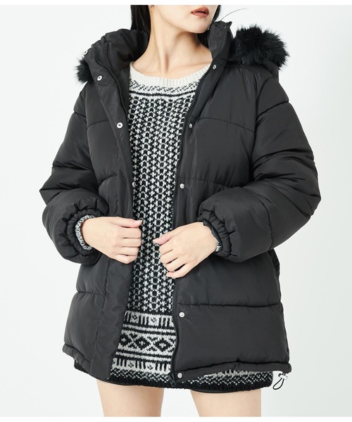 LATINA（ラティーナ）の「ベルト付きファーフード中綿コート（ダウン