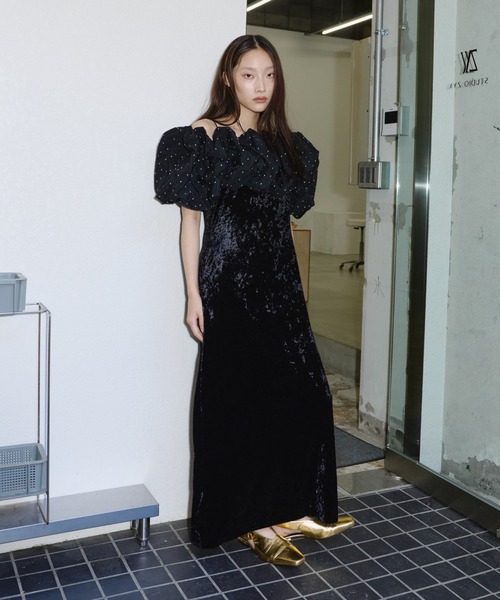 カーヴドスクエアベロアドレス / curved square velour dress（ドレス