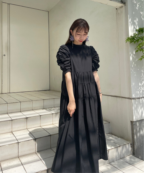 Ameri（アメリ）の「MEDI COLOR TIERED VOLUME DRESS（ワンピース