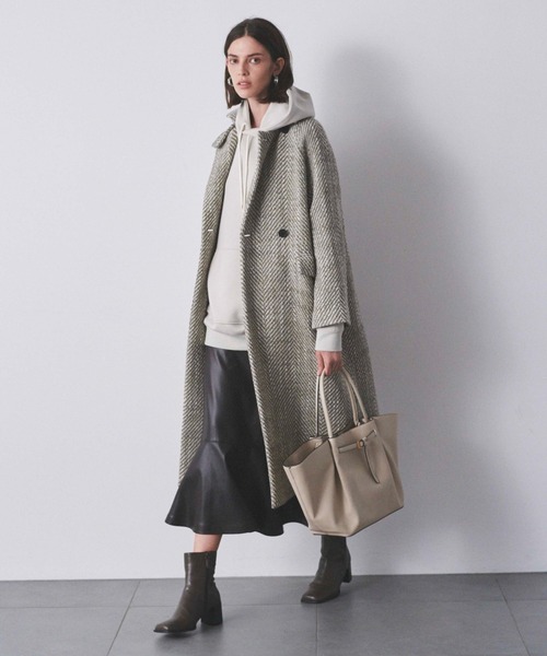 Mila Owen（ミラオーウェン）の「ヘリンボーン柄ストラップダブル