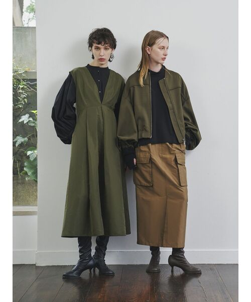 ELENDEEK（エレンディーク）の「ドロップショルダージャンパースカート