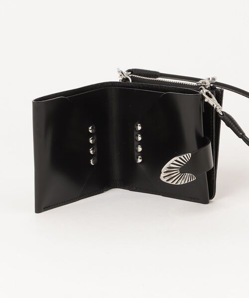 TOGA（トーガ）の「TOGA PULLA Leather shoulder wallet（財布）」 - WEAR