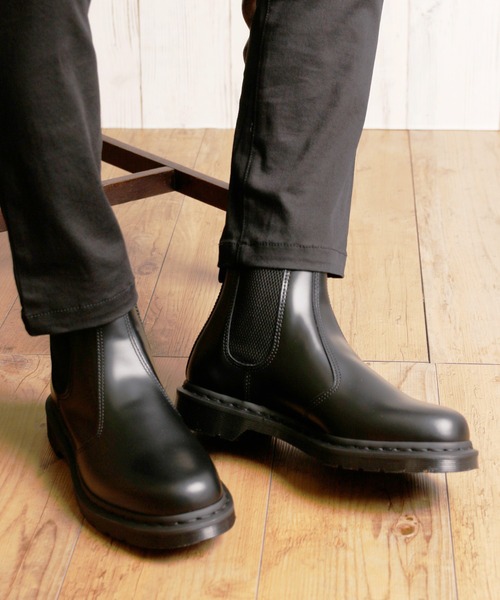 Dr. Martens ブラック サイドゴアブーツ Dr. Martens ブラック Dr