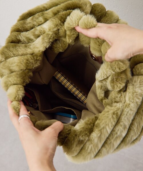 セール】《A4サイズ対応》もこもこファーバッグ（トートバッグ）｜ear