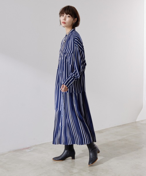 ear PAPILLONNER（イアパピヨネ）の「ポケット付きランダムプリーツ