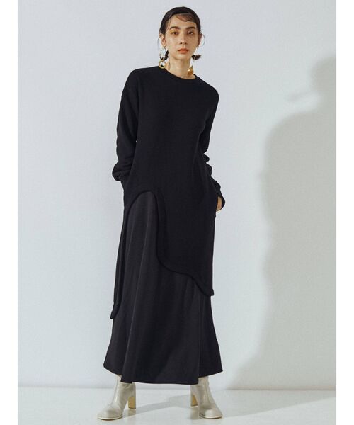 UN3D.（アンスリード）の「レイヤードスウェットワンピース