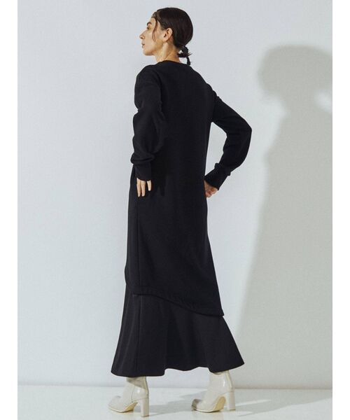 UN3D.（アンスリード）の「レイヤードスウェットワンピース