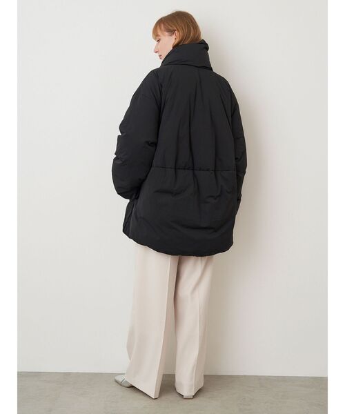 ELENDEEK（エレンディーク）の「コクーンミドルダウンコート（ダウン