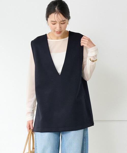 green label relaxing（グリーンレーベルリラクシング）の「Vネック