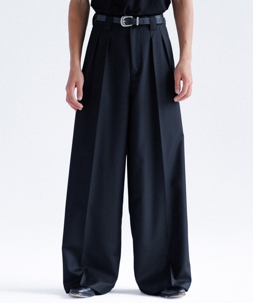 Center press two tuck wide straight slacks / センタープレス2