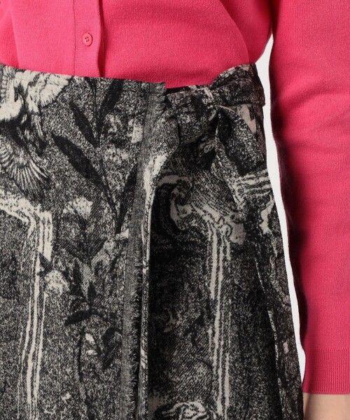 caban（キャバン）の「フランネルジャカード ラップスカート（スカート