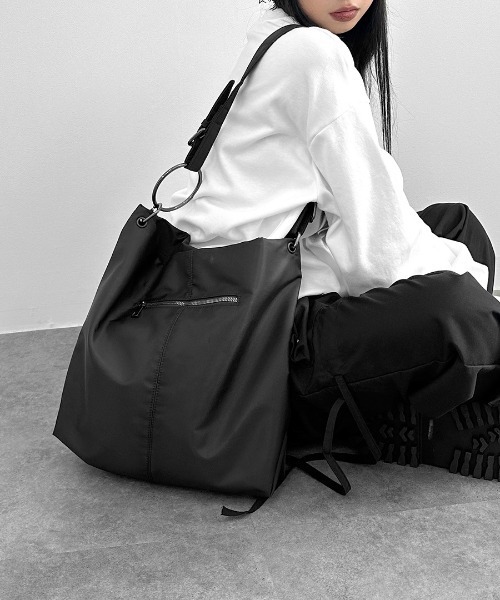 セール】【LVEU.】リングデザインワンショルダーバッグ / トートバッグ