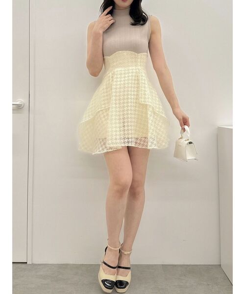 dazzlin（ダズリン）の「バックリボンシアーミニコルセットワンピース