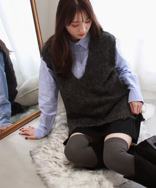 セール】フラッフィーVネックニットベスト／fluffy Vneck knit vest