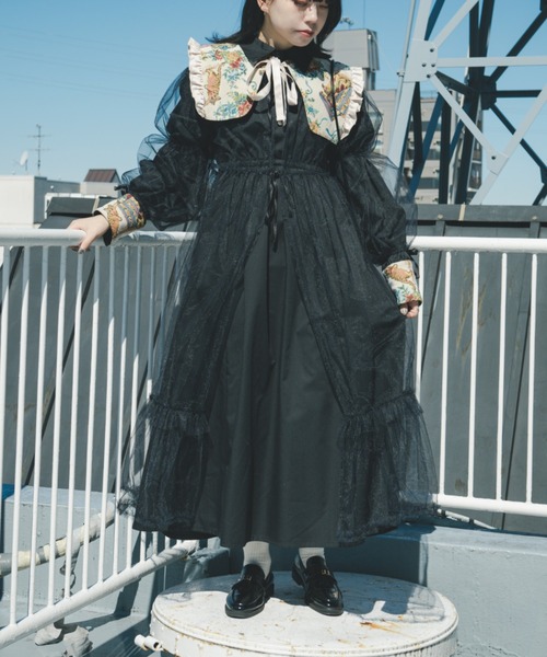 kutir（クティール）の「【クティールとレトロ】ビッグ襟ボリューム