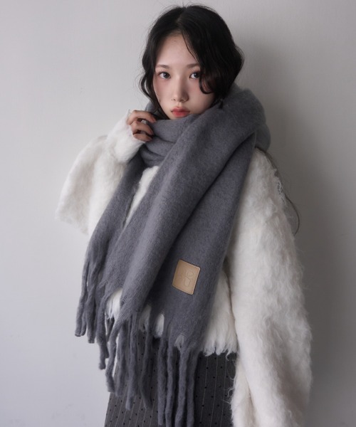 mellowneon（メロウネオン）の「ボリュームカラーマフラー（マフラー