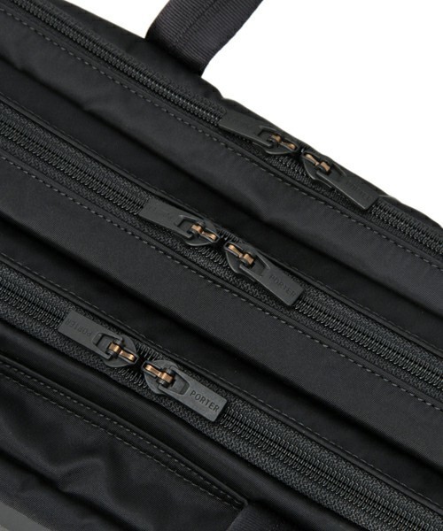 WHITE MOUNTAINEERING（ホワイトマウンテニアリング）の「White