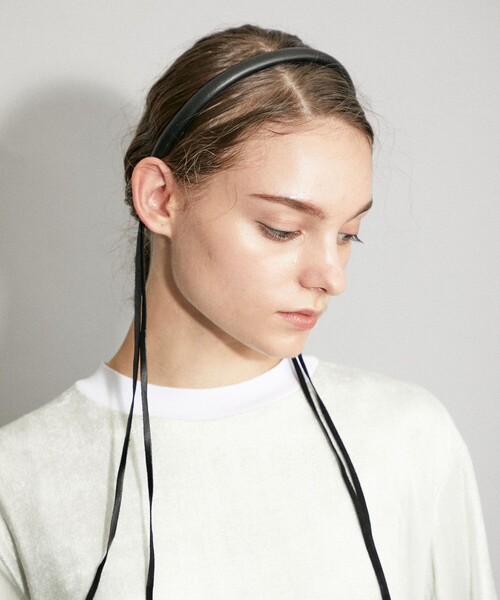 FUMIE TANAKA（フミエタナカ）の「レザーフリンジヘッドバンド F21A-50